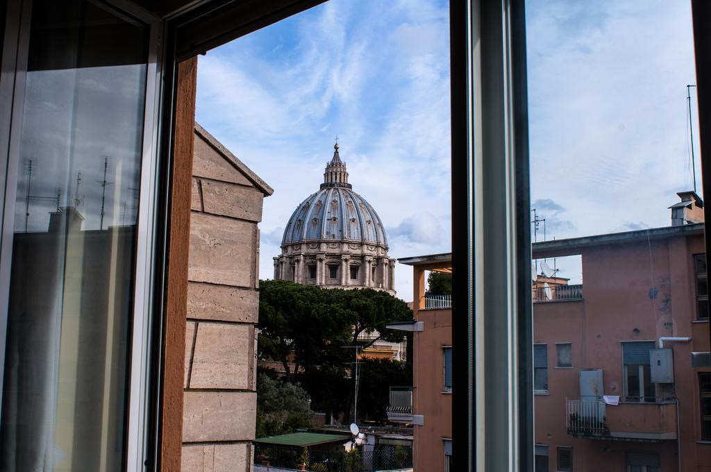 Vatican Balcony Рим Экстерьер фото